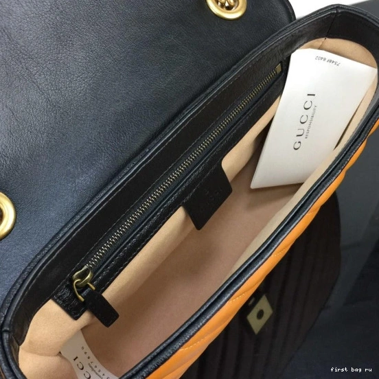 First bag ru 26CM Marmont Gucci GG 0813
